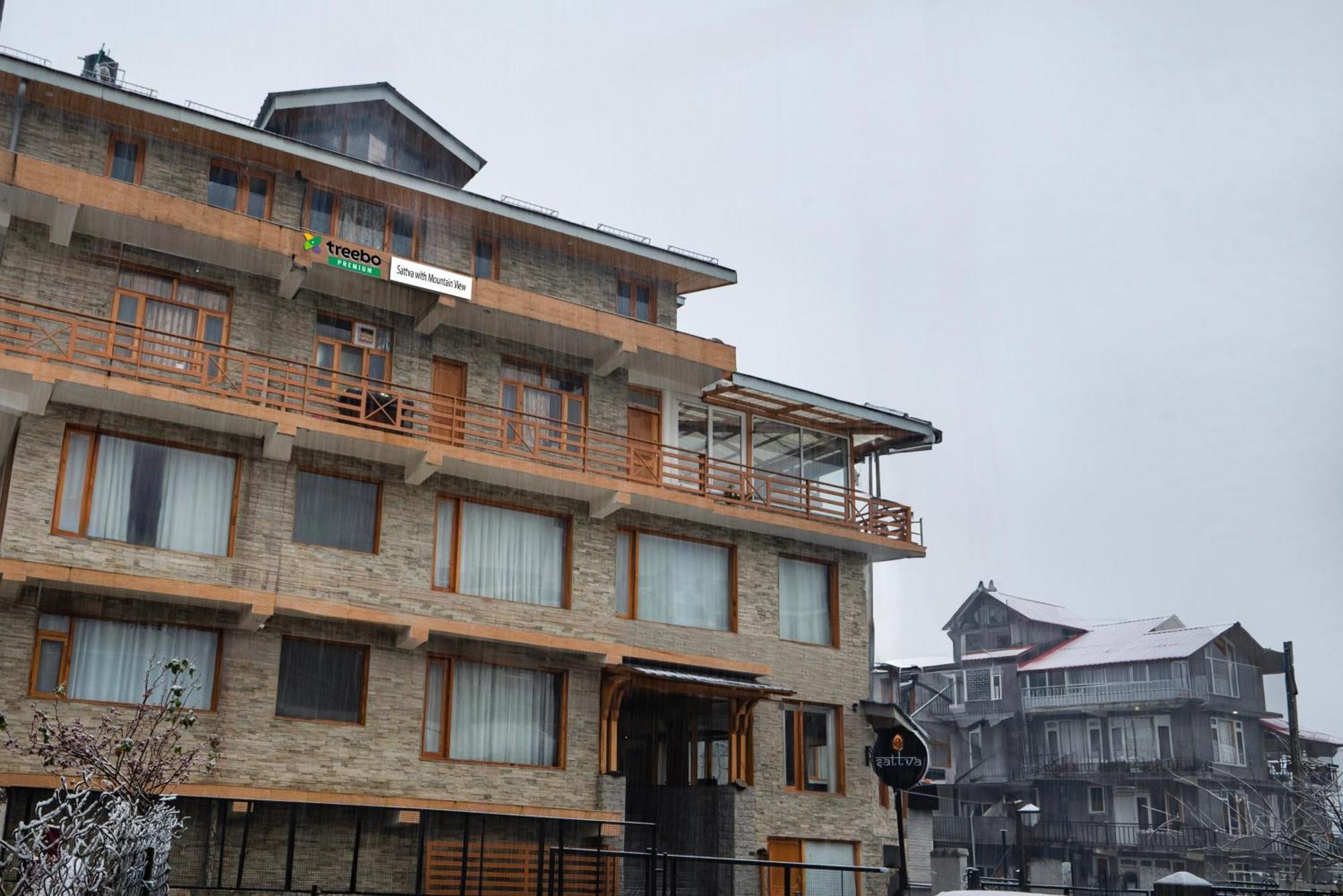 Treebo Premium Sattva With Mountain View — Photos 3